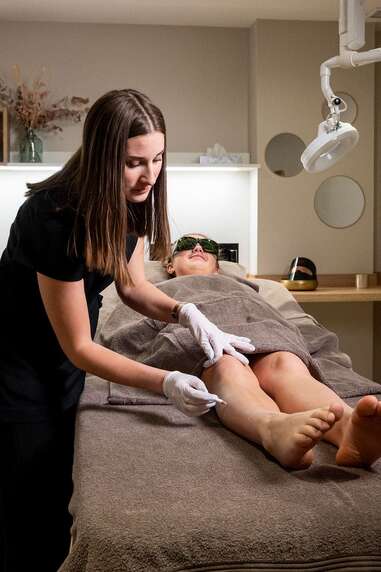 Soin bien-être Épilation lumière pulsée jambes complètes